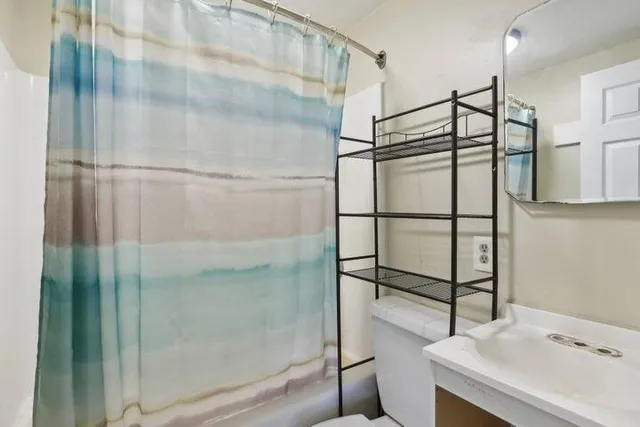 $550,000 | N9607 Highway 83 East Troy Wi 53120, Mukwonago, WI 53149