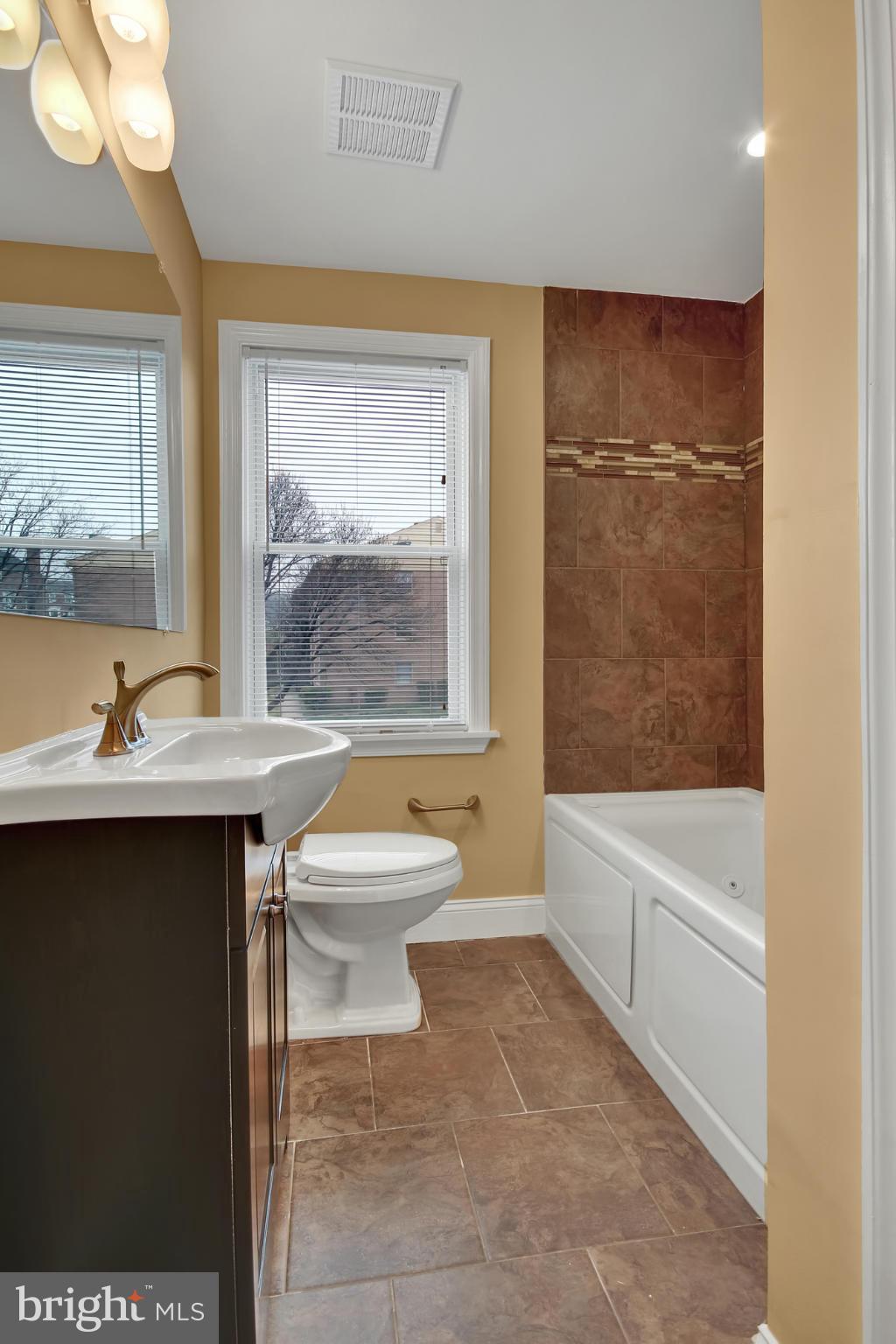 1501 Upshire Road Baltimore, MD 21218 - Photo 13 of 24 Custom Tilework