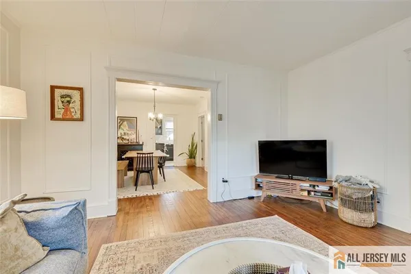 $610,000 | 319 Harper Place, Highland Park, NJ 08904