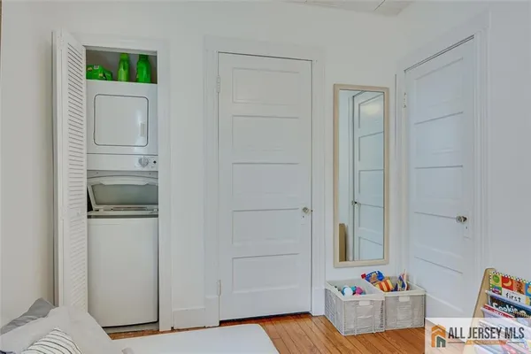 $610,000 | 319 Harper Place, Highland Park, NJ 08904