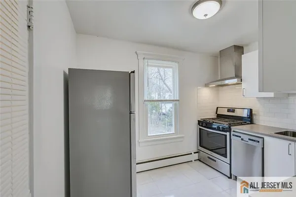 $610,000 | 319 Harper Place, Highland Park, NJ 08904