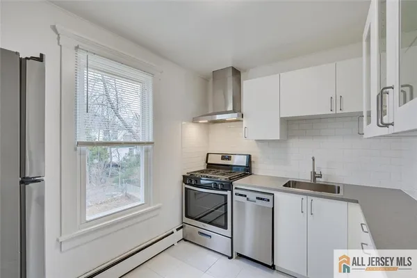 $610,000 | 319 Harper Place, Highland Park, NJ 08904