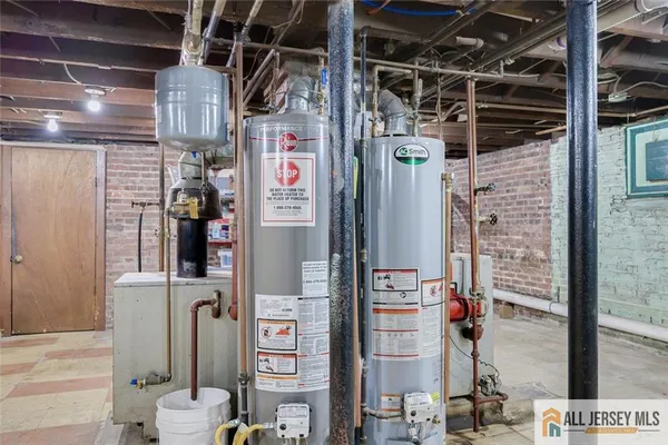 $610,000 | 319 Harper Place, Highland Park, NJ 08904