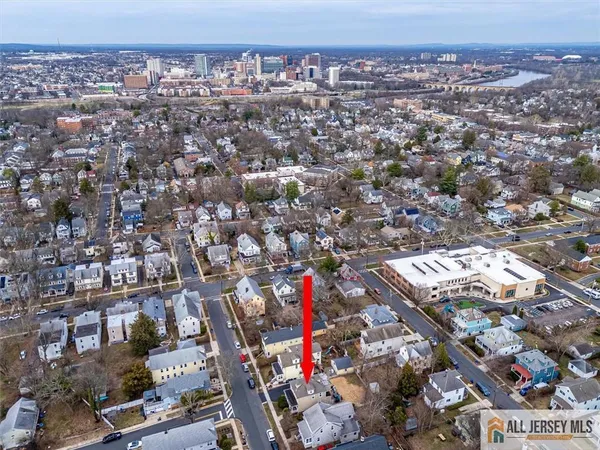 $610,000 | 319 Harper Place, Highland Park, NJ 08904