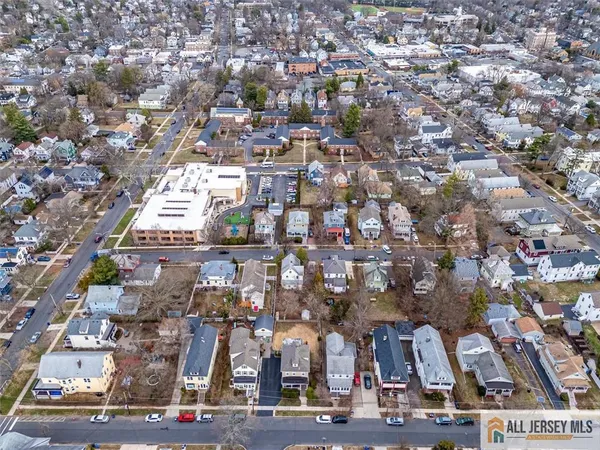 $610,000 | 319 Harper Place, Highland Park, NJ 08904