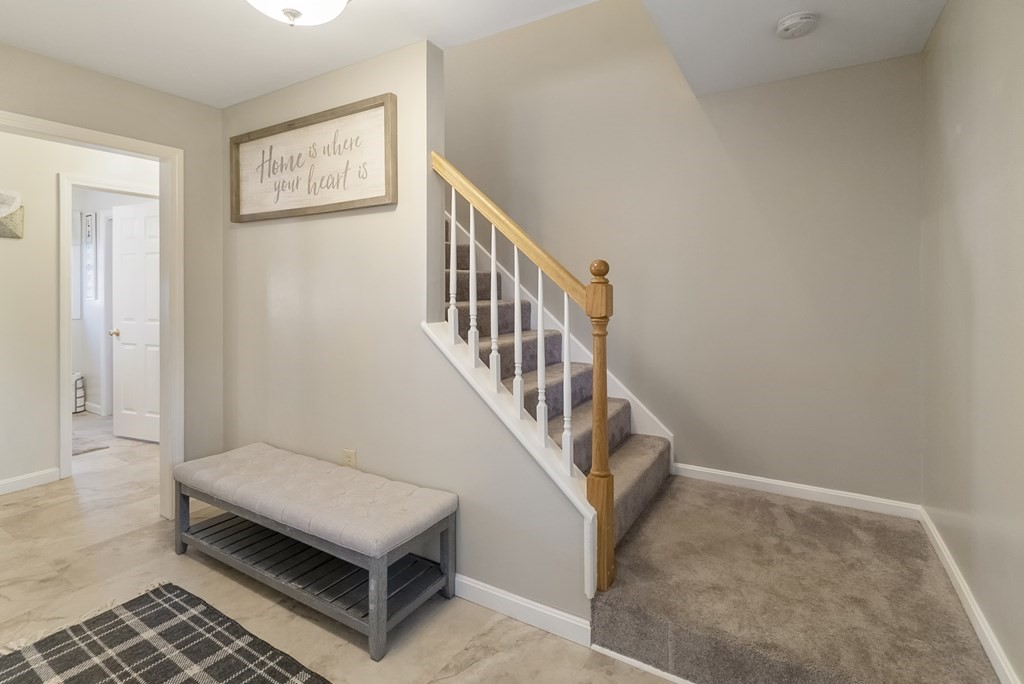 195 Mazarin Street Springfield, MA 01151 - Photo 17 of 25