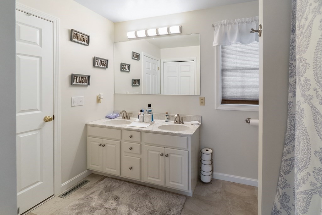 195 Mazarin Street Springfield, MA 01151 - Photo 18 of 25