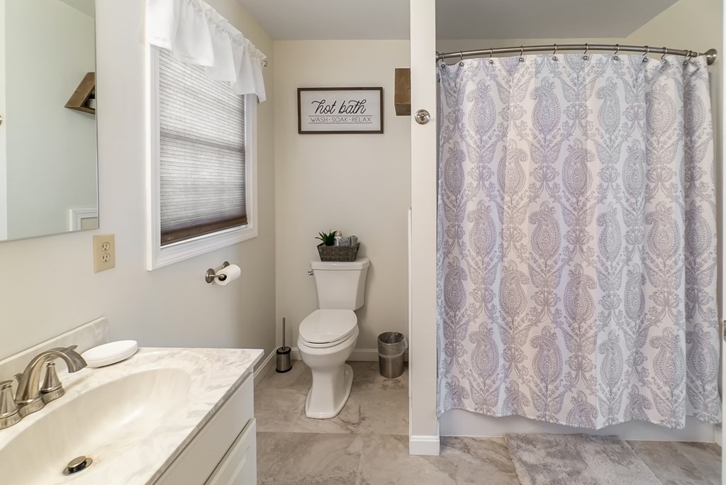 195 Mazarin Street Springfield, MA 01151 - Photo 19 of 25