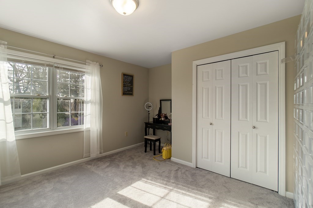 195 Mazarin Street Springfield, MA 01151 - Photo 24 of 25