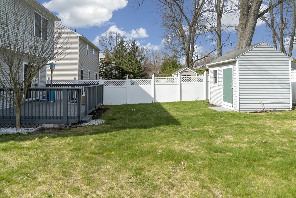 195 Mazarin Street Springfield, MA 01151 - Photo 4 of 25