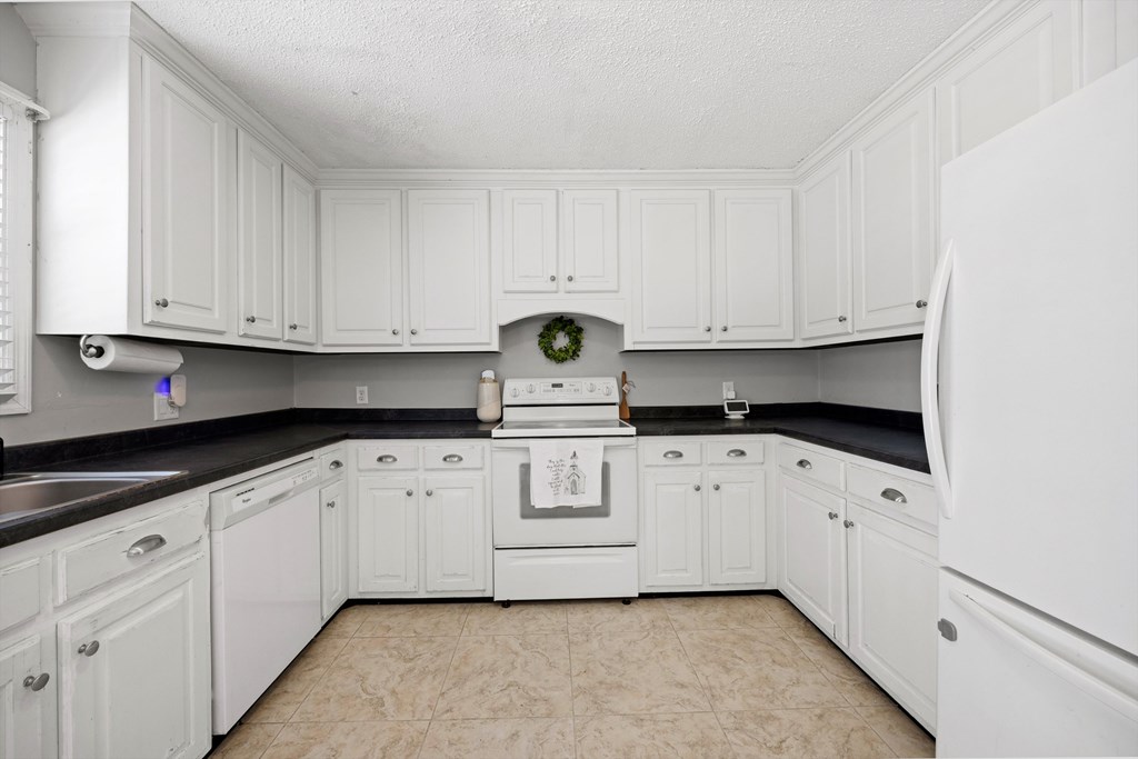 119 East Broadacre Road Northeast Dalton, GA 30721 - Photo 16 of 36 Gallery Image 16