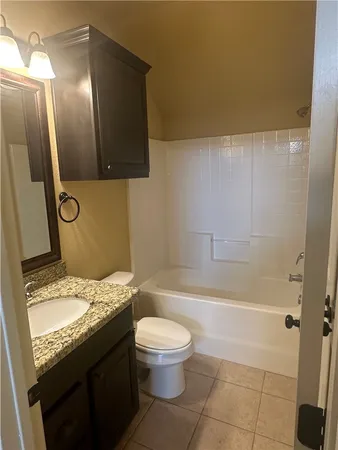 $2,700 | 402 Baby Bear Drive, College Station, TX 77845
