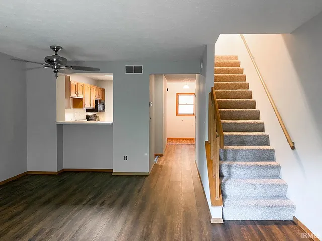 $1,495 | 2344 East Winding Brook Circle, Bloomington, IN 47401