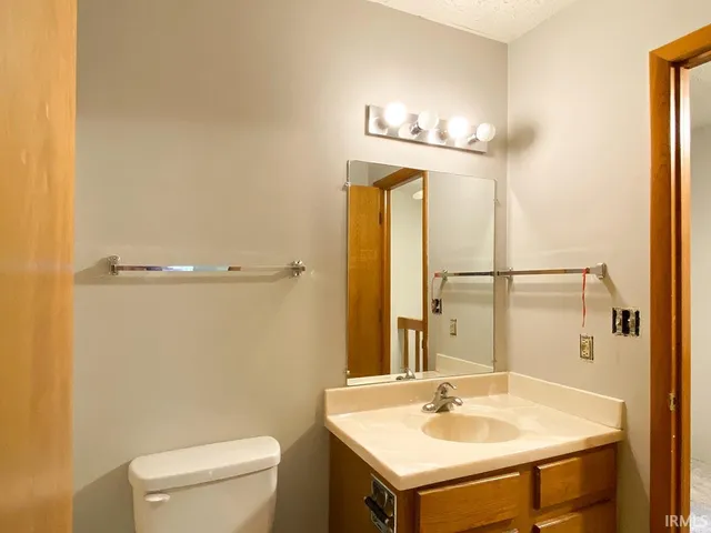 $1,495 | 2344 East Winding Brook Circle, Bloomington, IN 47401