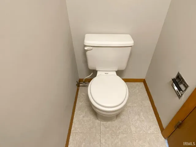 $1,495 | 2344 East Winding Brook Circle, Bloomington, IN 47401