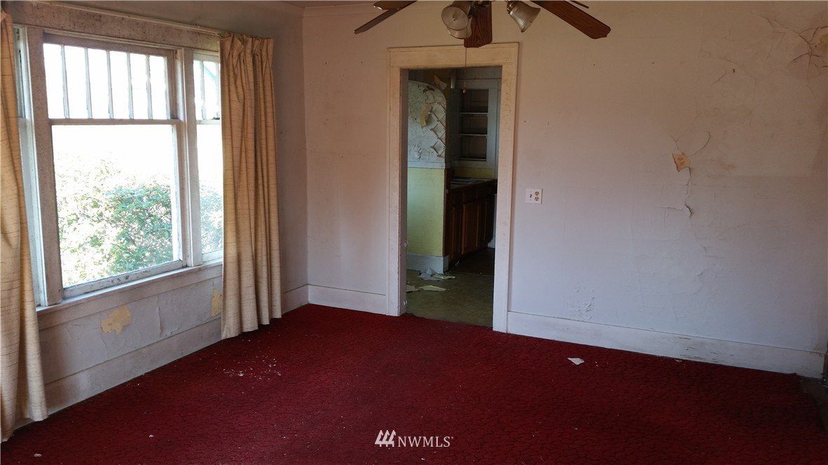 813 4th Street Cosmopolis, WA 98537 - Photo 1 of 11 Gallery Image 1