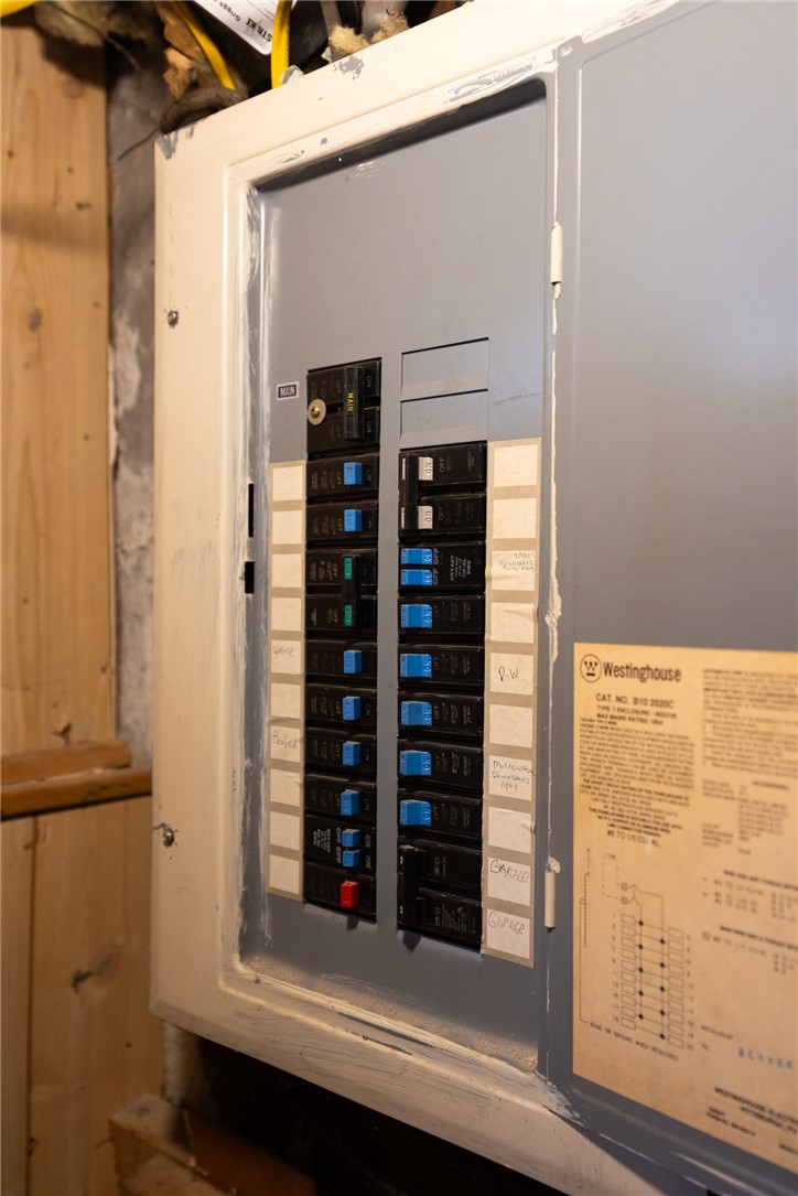 77 Victory Street Cranston, RI 02910 - Photo 15 of 17