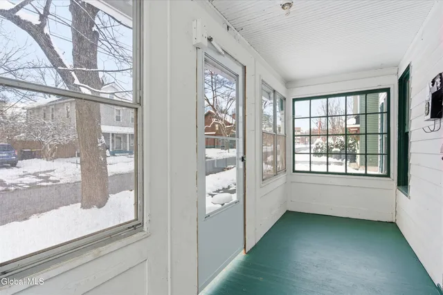 $2,700 | 106 Lawrence Street, Saratoga Springs, NY 12866