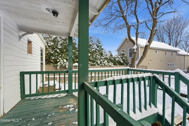 $2,700 | 106 Lawrence Street, Saratoga Springs, NY 12866