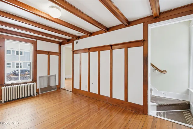 $2,700 | 106 Lawrence Street, Saratoga Springs, NY 12866