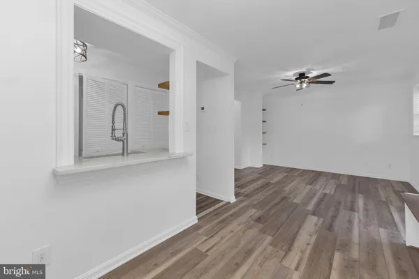 $2,150 | 1301 East Abingdon Drive, Unit 2, Alexandria, VA 22314