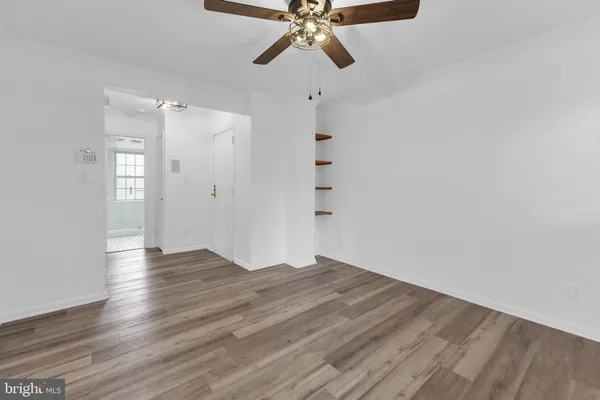 $2,150 | 1301 East Abingdon Drive, Unit 2, Alexandria, VA 22314