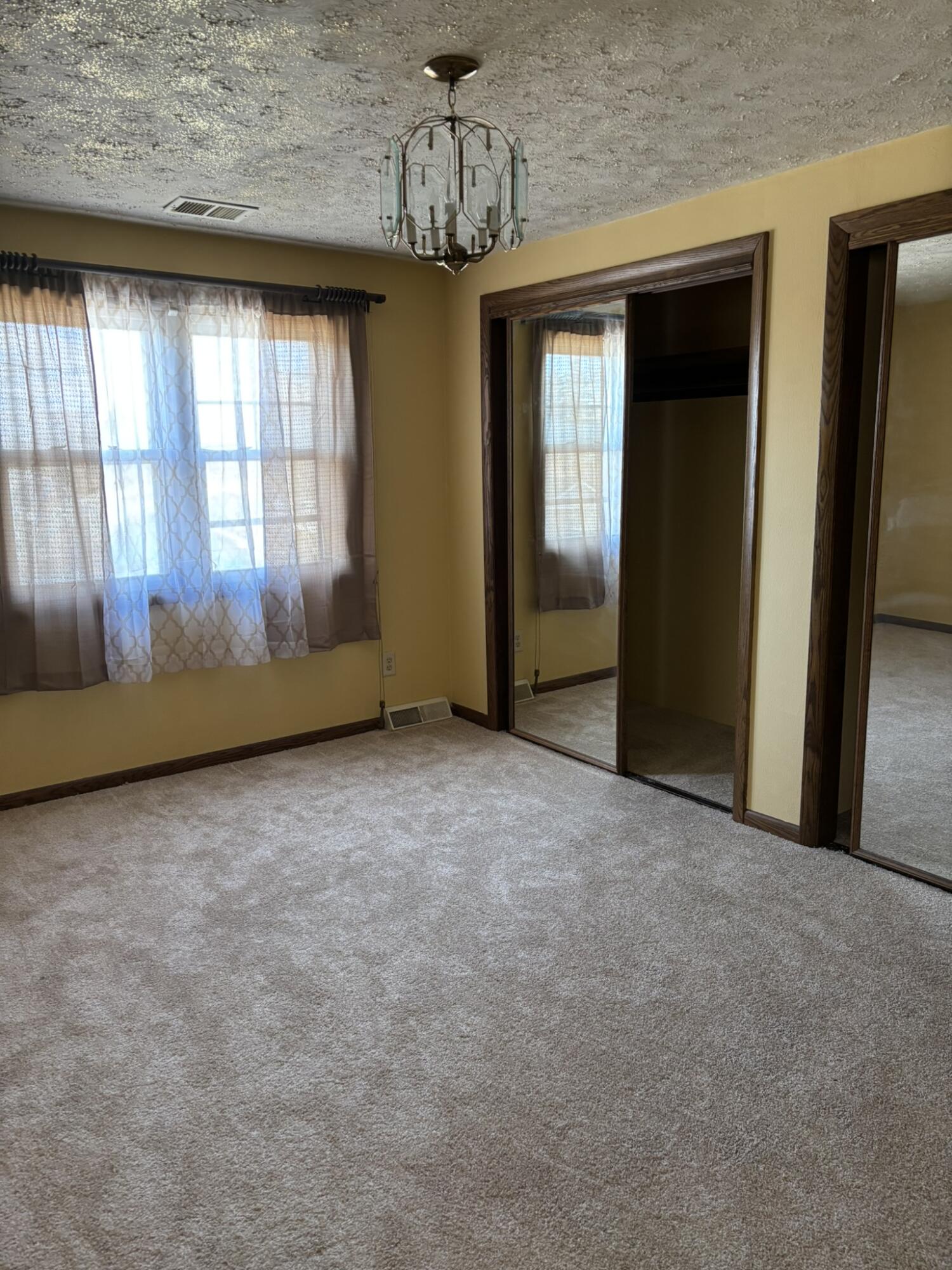 220 4th Avenue Springfield, OH 45505 - Photo 11 of 18