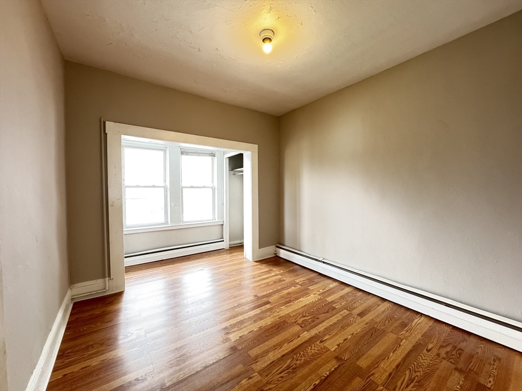 20 Harding Street Cambridge, MA 02141 - Photo 6 of 8