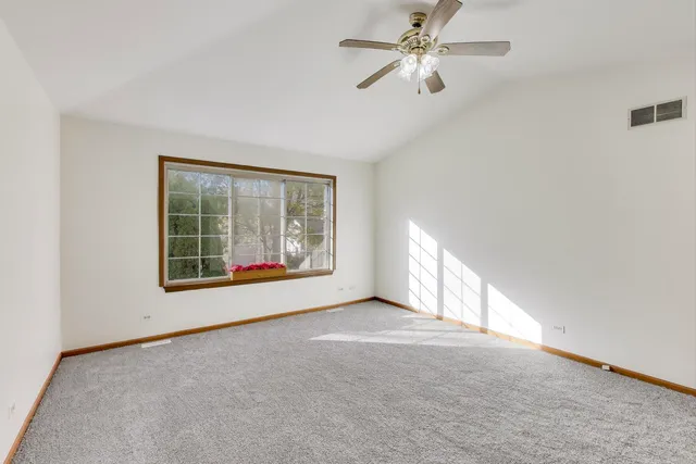 $369,900 | 1532 Golden Oaks Parkway, Aurora, IL 60506