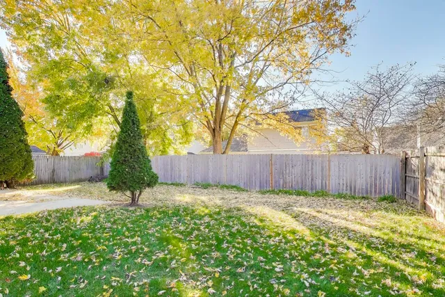 $369,900 | 1532 Golden Oaks Parkway, Aurora, IL 60506