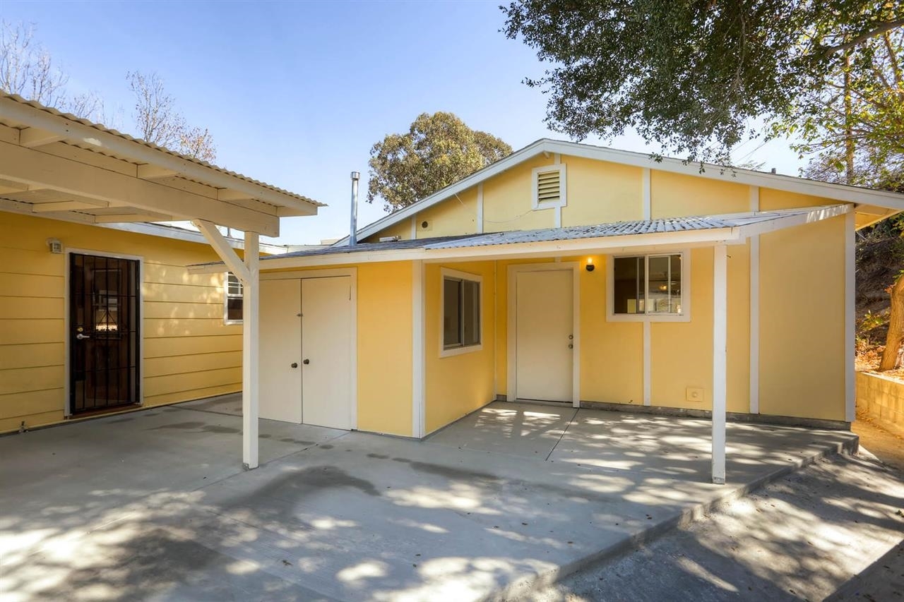 12062 Old Pomerado Road Poway, CA 92064 - Photo 14 of 21