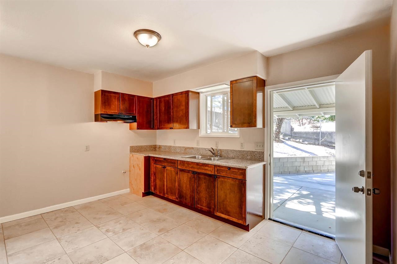 12062 Old Pomerado Road Poway, CA 92064 - Photo 18 of 21
