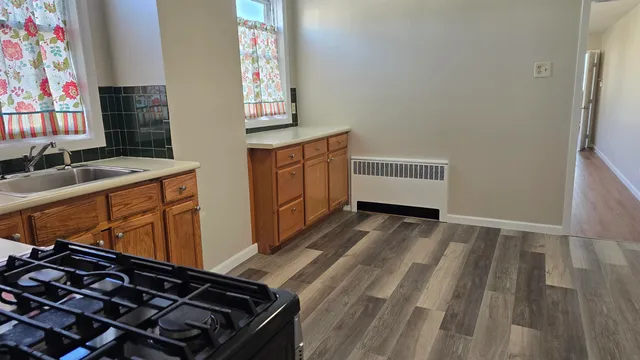 $1,850 | 667 Broadway, Unit 1, Bayonne, NJ 07002