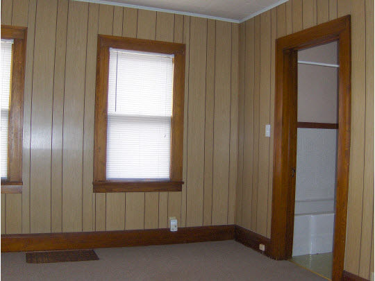 520 Brooke Road Rockford, IL 61109 - Photo 4 of 9 a view of an entryway door