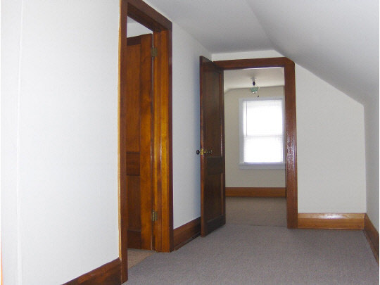 520 Brooke Road Rockford, IL 61109 - Photo 5 of 9 a view of an entryway