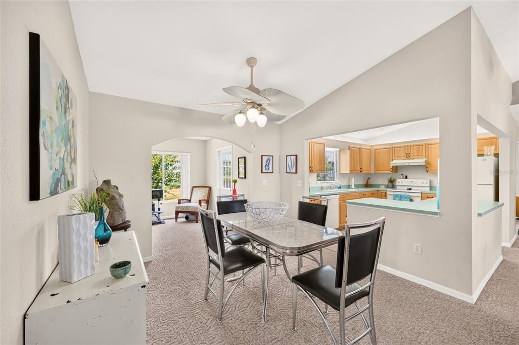 8446 Southeast 137th Loop Summerfield, FL 34491 - Photo 12 of 62 Gallery Image 12