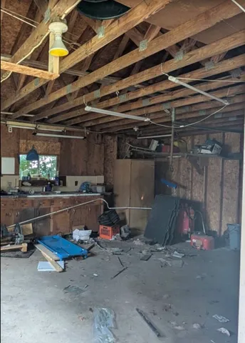 $28,000 | 121 South Ohio Street, Chrisman, IL 61924