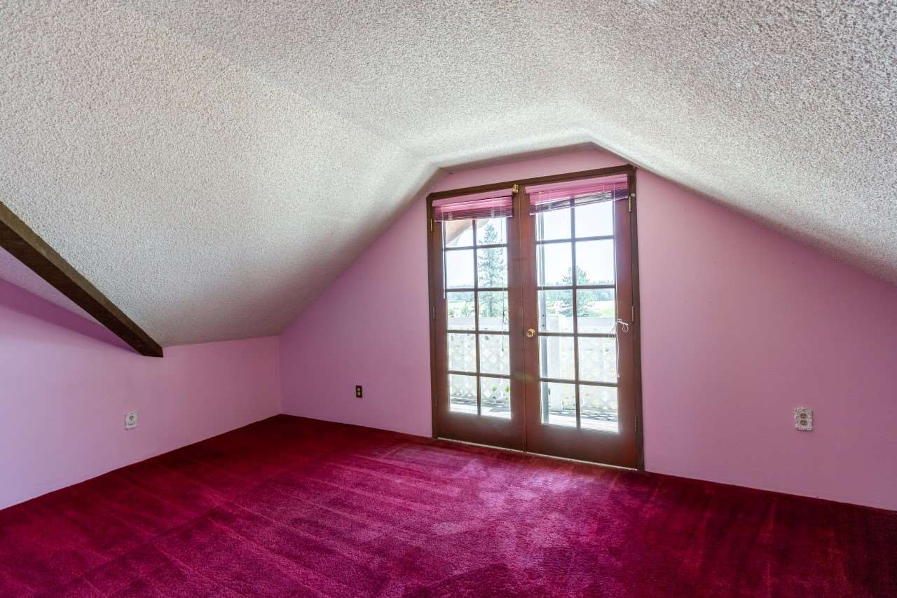 7910 West Valley Road Clayton, WA 99110 - Photo 12 of 46