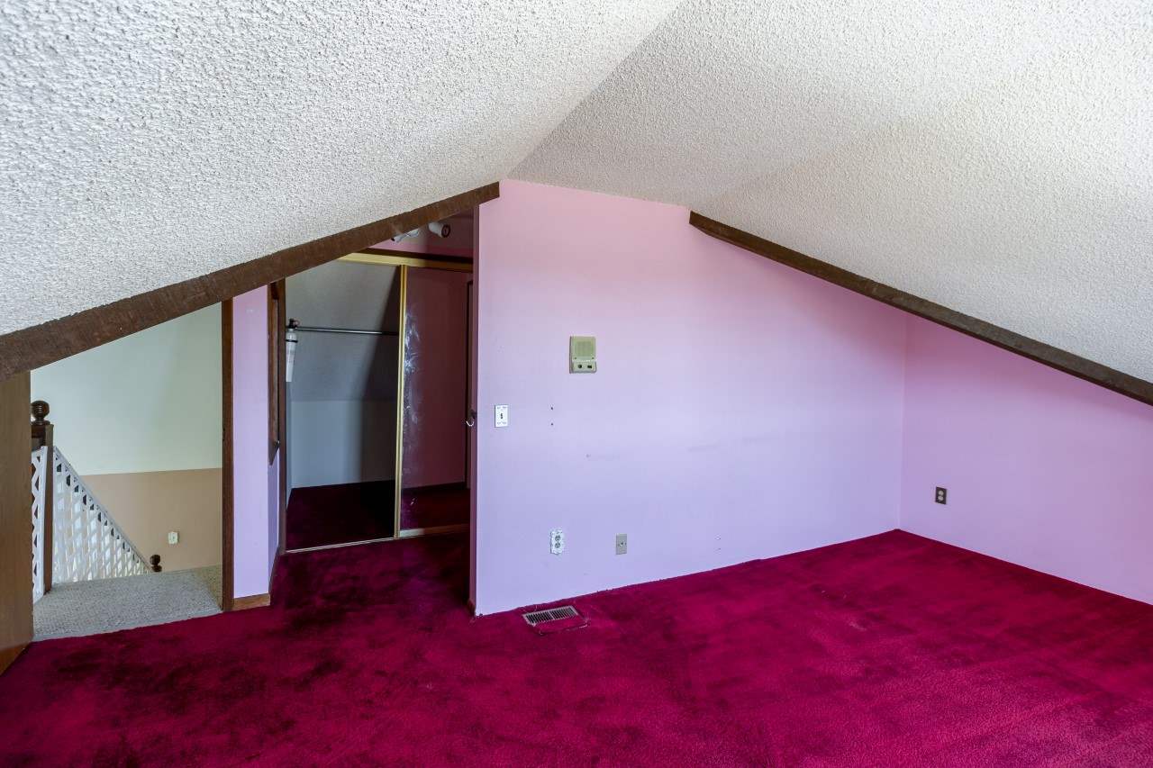 7910 West Valley Road Clayton, WA 99110 - Photo 13 of 46