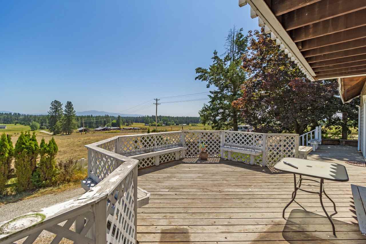 7910 West Valley Road Clayton, WA 99110 - Photo 3 of 46
