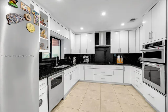 $1,175,000 | 4325 Southwest 95th Avenue, Miami, FL 33165