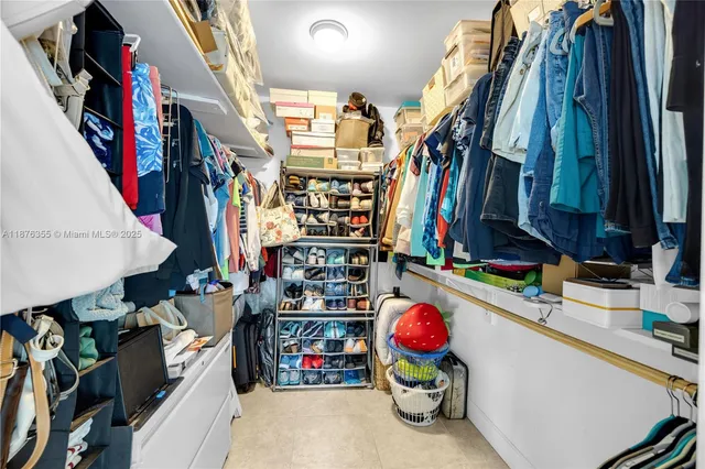 $1,175,000 | 4325 Southwest 95th Avenue, Miami, FL 33165