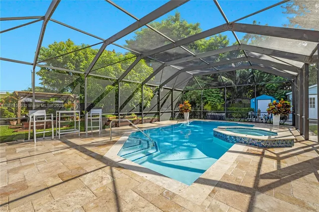 $1,175,000 | 4325 Southwest 95th Avenue, Miami, FL 33165