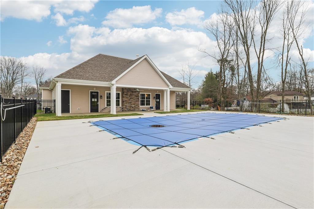 3302 Maple Crest Court Butler, PA 16001 - Photo 10 of 11