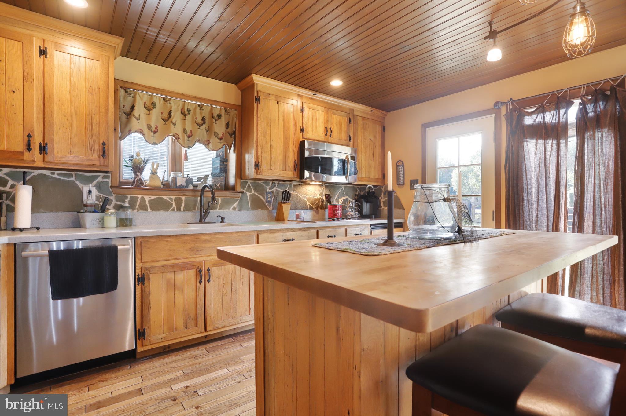 21175 San Mar Road Boonsboro, MD 21713 - Photo 3 of 99 Kitchen