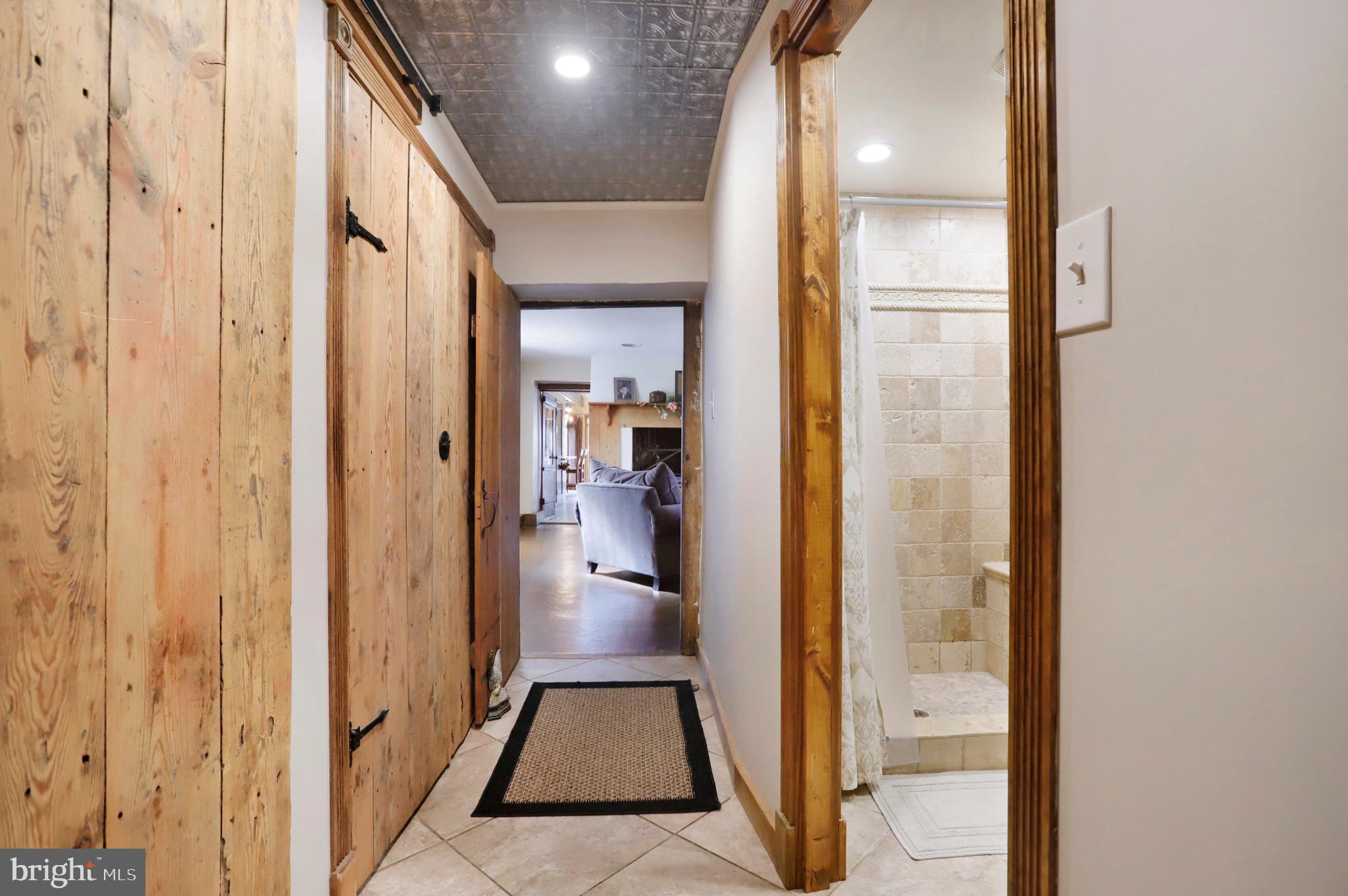 21175 San Mar Road Boonsboro, MD 21713 - Photo 29 of 99 Entry