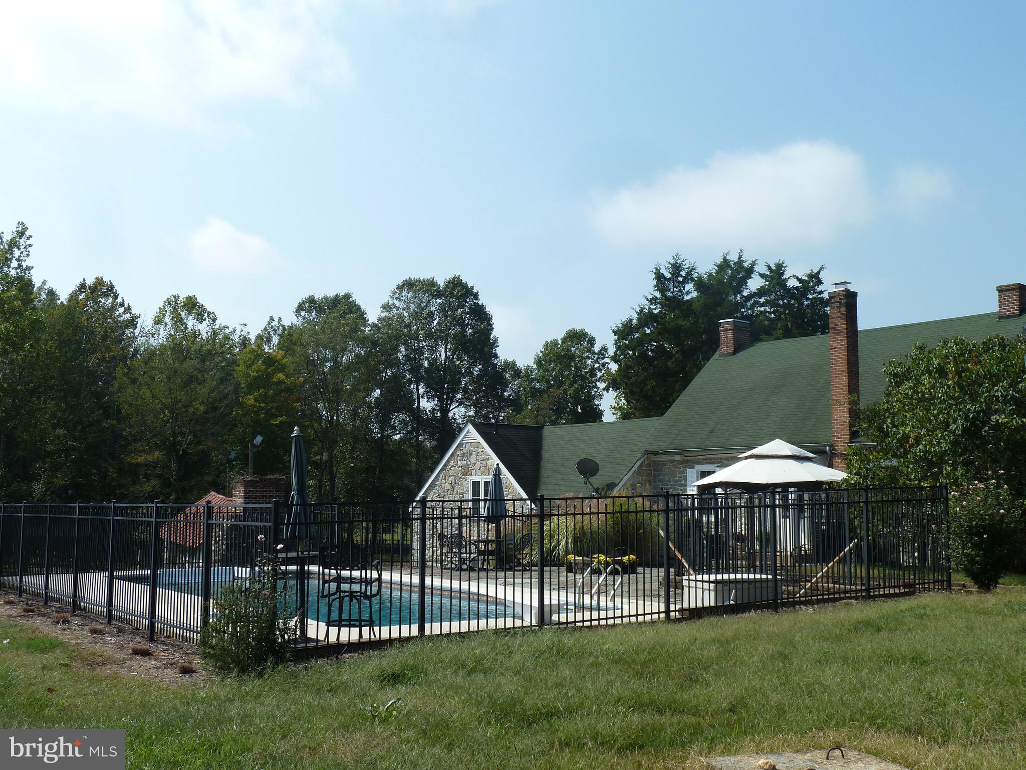 21175 San Mar Road Boonsboro, MD 21713 - Photo 36 of 99 Rear/pool