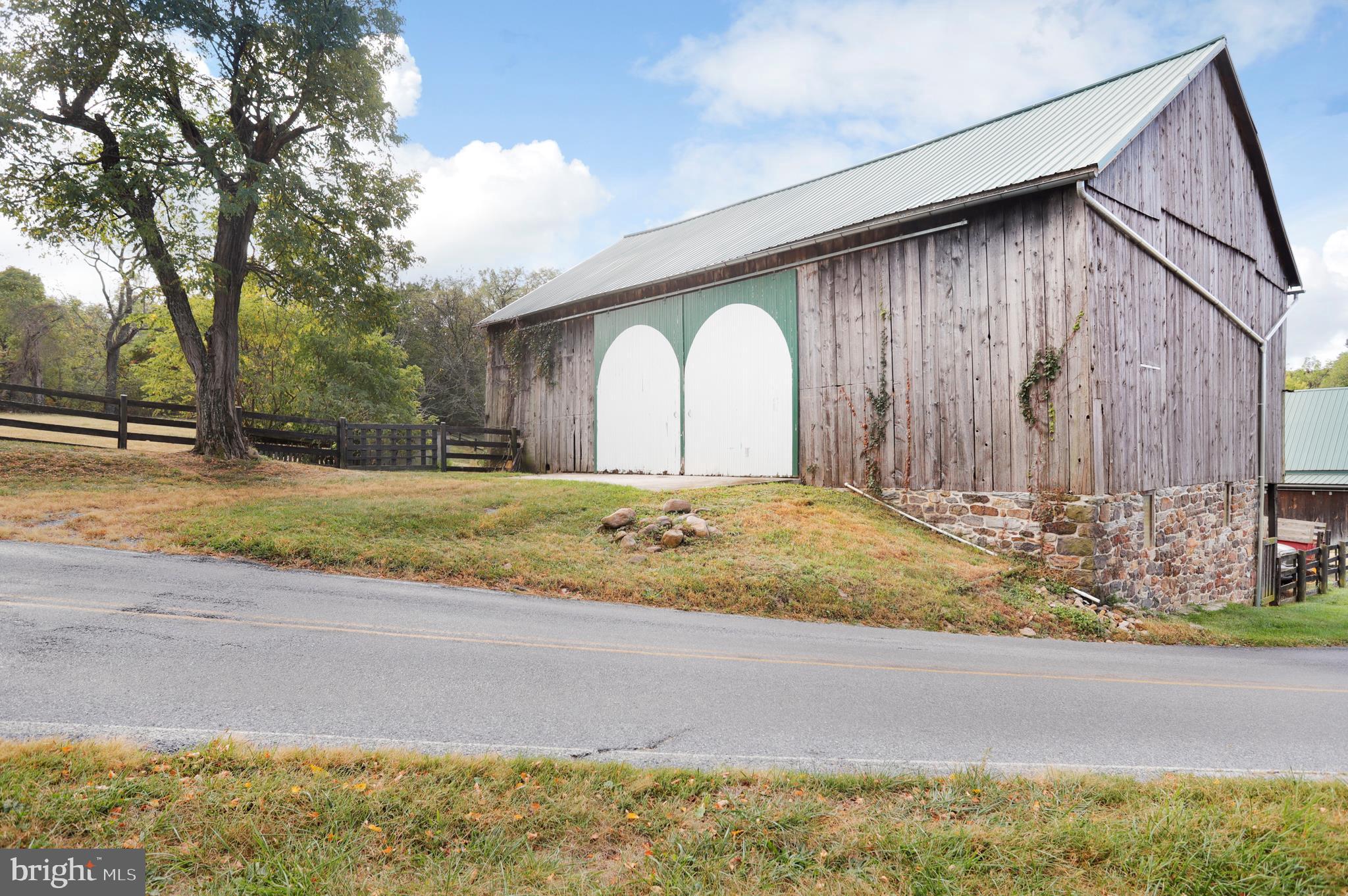 21175 San Mar Road Boonsboro, MD 21713 - Photo 43 of 99 Barn