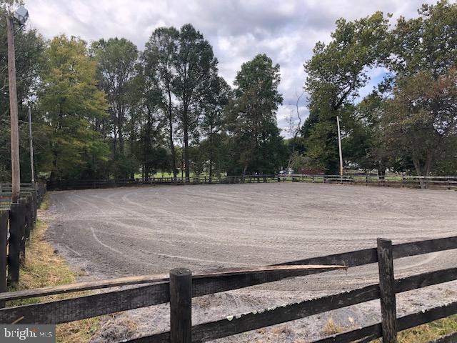 21175 San Mar Road Boonsboro, MD 21713 - Photo 59 of 99 Riding ring
