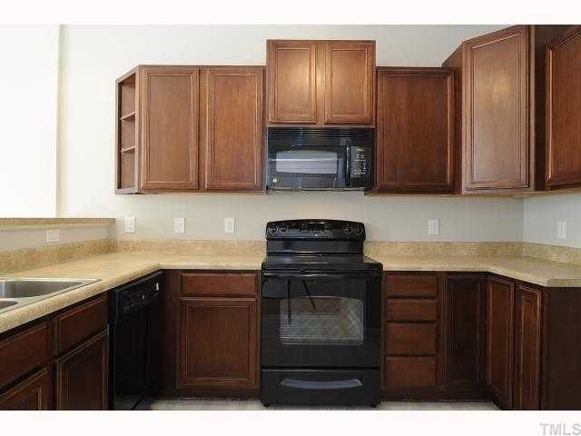 4815 Landover Vale Way Raleigh, NC 27616 - Photo 3 of 12 Gallery Image 3